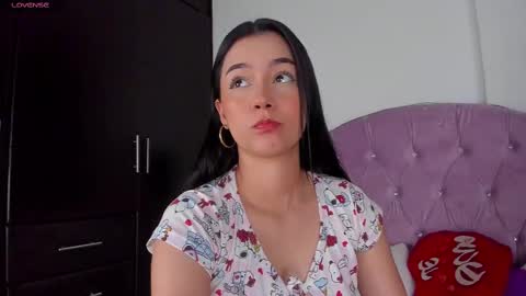 Snapshot of deisy_smith_ chatting on 02.09.25 Deisy online show from 02.09.25