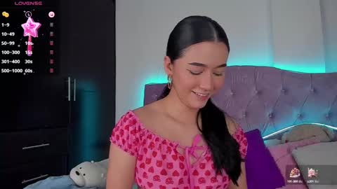 Snapshot of deisy_smith_ chatting on 03.07.25 Deisy online show from 03.07.25