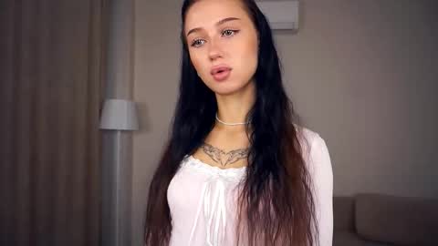 Hello everyone Im Tessa Make yourself comfortable. Were going to have fun together  online show from 09.11.25