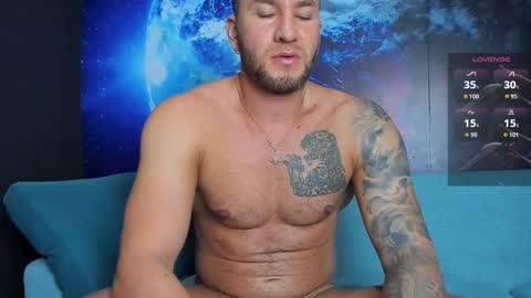 Snapshot of delessandro_world chatting on 10.04.25 Delessandro online show from 10.04.25