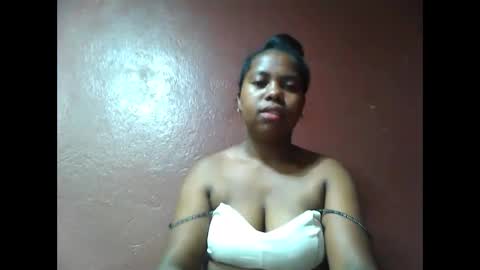 deliah712909 online show from 12.23.24