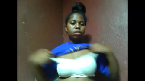 deliah712909 online show from 12.28.24