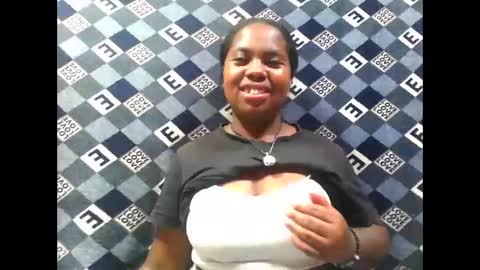 Snapshot of deliah712909 chatting on 11.01.25 deliah712909 online show from 11.01.25