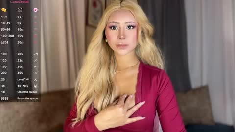 Hello your loving faye 3 online show from 04.20.26