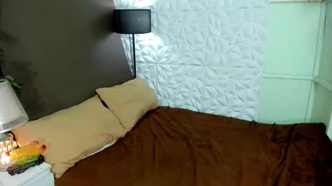 delightfulasianhugecock online show from 09.28.25