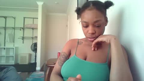 delightfuldark online show from 02.05.25