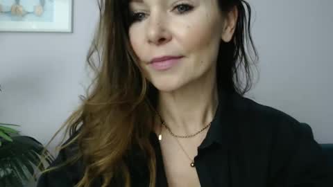 delilah_sweet online show from 02.17.25