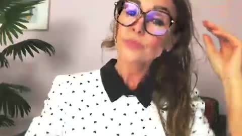 delilah_sweet online show from 07.27.26