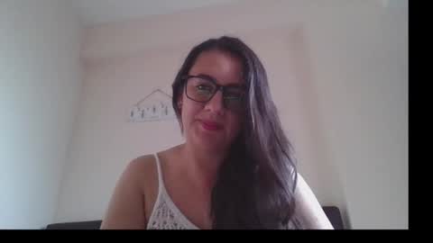 Della Helena online show from 09.27.25
