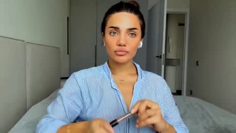 Snapshot of demetricekorf chatting on 05.27.26 Anna online show from 05.27.26