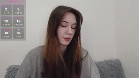 Snapshot of demiamour chatting on 10.29.25 Demi. not your babybabebb and other shit online show from 10.29.25