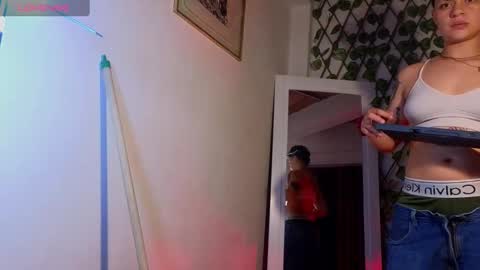 Snapshot of demimoore222 chatting on 03.08.25 DEMI online show from 03.08.25