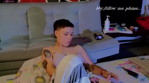 Snapshot of demimoore222 chatting on 10.18.25 DEMI online show from 10.18.25