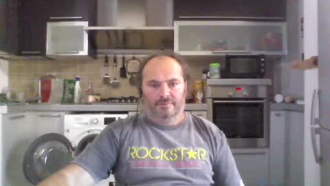 Snapshot of demon52 chatting on 11.18.25 DEMON52 online show from 11.18.25