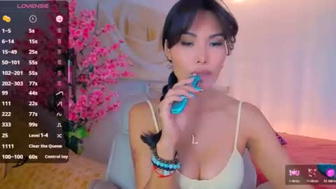 Snapshot of demonessssa chatting on 06.24.26 Lana online show from 06.24.26