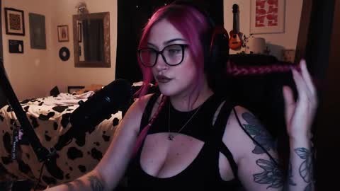 Demoness Mina online show from 01.31.25