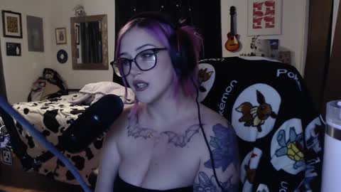 Demoness Mina online show from 03.04.25