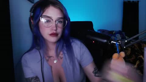 Snapshot of demongf chatting on 07.19.26 Demoness Mina online show from 07.19.26