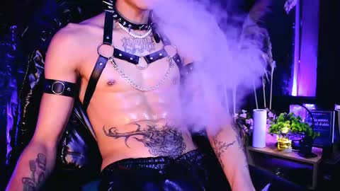 Snapshot of demonkush_ chatting on 10.22.25 DemonKush online show from 10.22.25