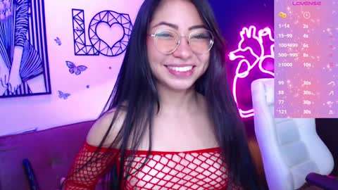 Snapshot of demyanderson_ chatting on 12.10.24 Demy online show from 12.10.24