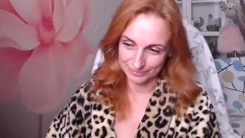 Snapshot of denhiey_here chatting on 10.10.25 denhiey online show from 10.10.25