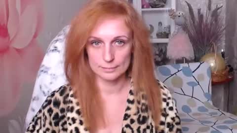 Snapshot of denhiey_here chatting on 10.14.25 denhiey online show from 10.14.25