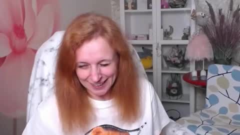 Snapshot of denhiey_here chatting on 03.18.26 denhiey online show from 03.18.26