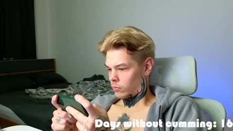 Snapshot of denis_here chatting on 05.09.26 Denis online show from 05.09.26