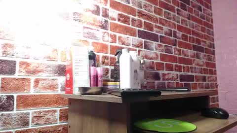 Denisse online show from 04.21.26