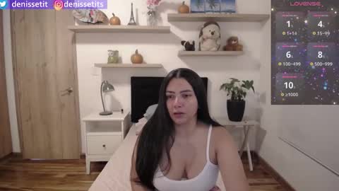 Snapshot of denissetits chatting on 11.01.25 online show from 11.01.25