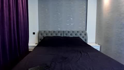 Snapshot of denizze1 chatting on 09.30.25 DomDenizee online show from 09.30.25