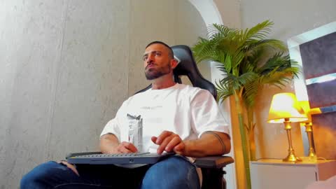 dennis_cox_ online show from 12.26.24