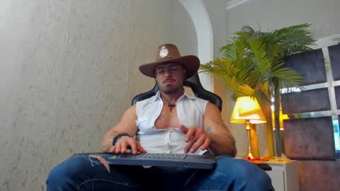 dennis_cox_ online show from 01.03.25
