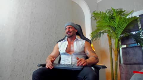 dennis_cox_ online show from 01.07.25