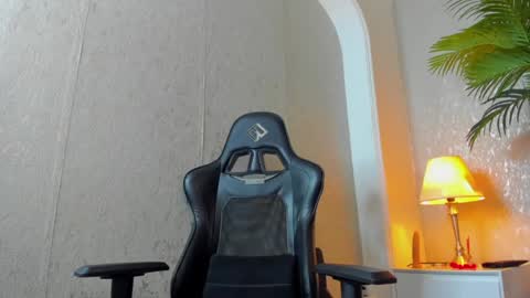 dennis_cox_ online show from 01.14.25