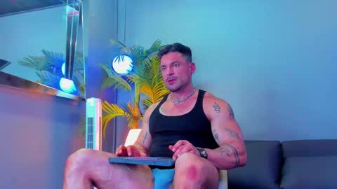 Snapshot of dennis_cox_ chatting on 10.09.25 dennis_cox_ online show from 10.09.25