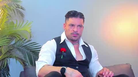 Snapshot of dennis_cox_ chatting on 10.10.25 dennis_cox_ online show from 10.10.25