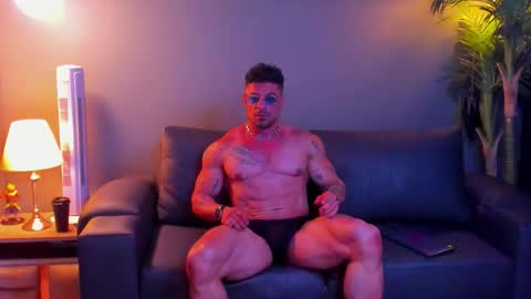 Snapshot of dennis_cox_ chatting on 10.17.25 dennis_cox_ online show from 10.17.25