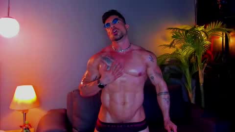 Snapshot of dennis_cox_ chatting on 10.19.25 dennis_cox_ online show from 10.19.25