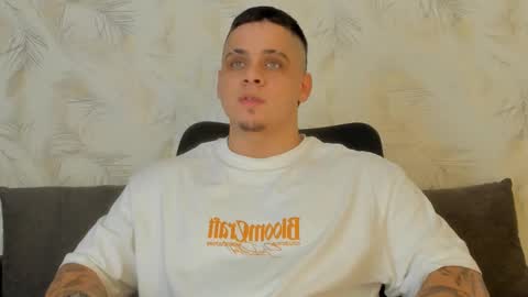 Snapshot of dennis_munera chatting on 12.05.24 dennis munera online show from 12.05.24