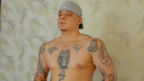 Snapshot of dennis_munera chatting on 12.06.24 dennis munera online show from 12.06.24