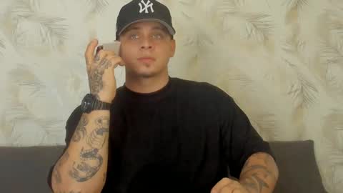 Snapshot of dennis_munera chatting on 12.24.24 dennis munera online show from 12.24.24