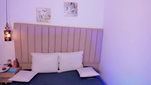 Snapshot of dennise_sinclair chatting on 02.28.26 Denisse online show from 02.28.26