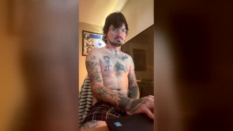 Snapshot of dennisman4151 chatting on 05.04.26 dennisman4151 online show from 05.04.26