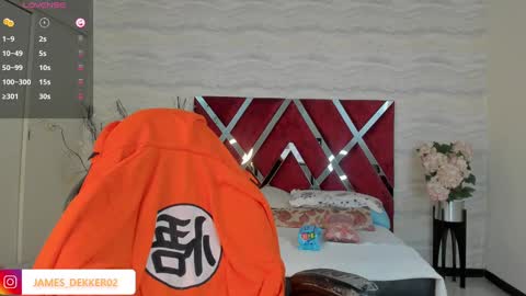 Snapshot of denvver chatting on 10.01.25 Denver online show from 10.01.25