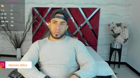 Snapshot of denvver chatting on 10.19.25 Denver online show from 10.19.25