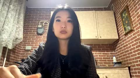 Emma online show from 10.30.25