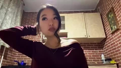 Emma online show from 11.19.25