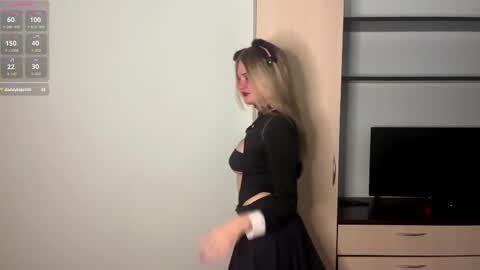 Snapshot of deonnahobb chatting on 05.23.26 Luna online show from 05.23.26