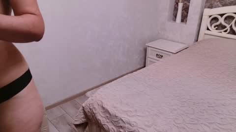 Snapshot of depraved_butterfly chatting on 10.23.25 Zaklin online show from 10.23.25